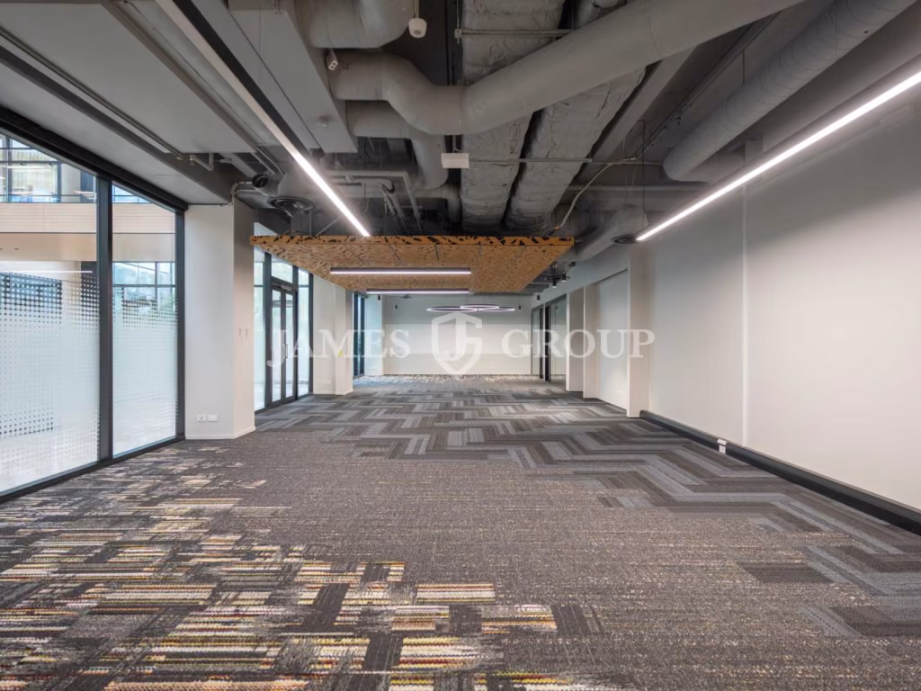 404m² Premium Office With Courtyard