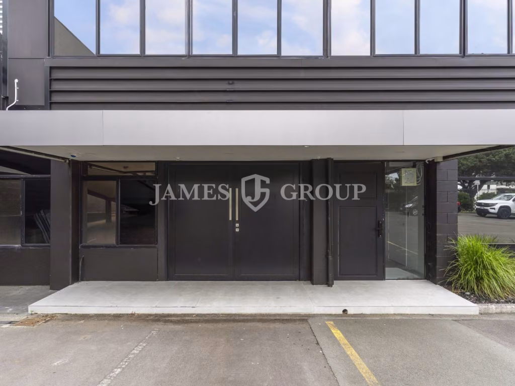 Office Or Warehouse Or High-end Showroom