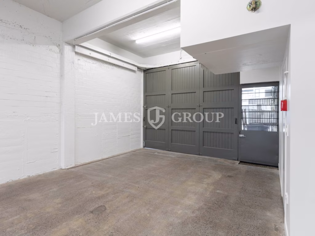 Showroom Excellence – Brand New Refurb