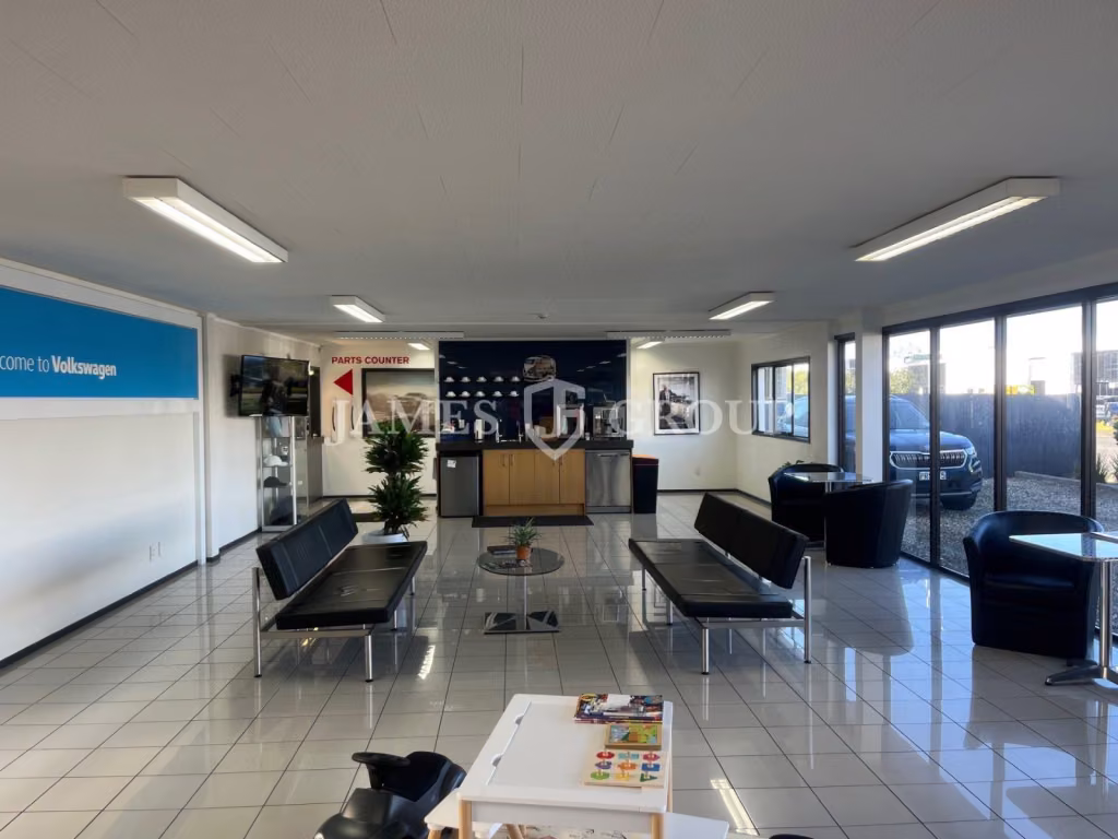High Profile On East Tamaki Rd – 1,356sqm