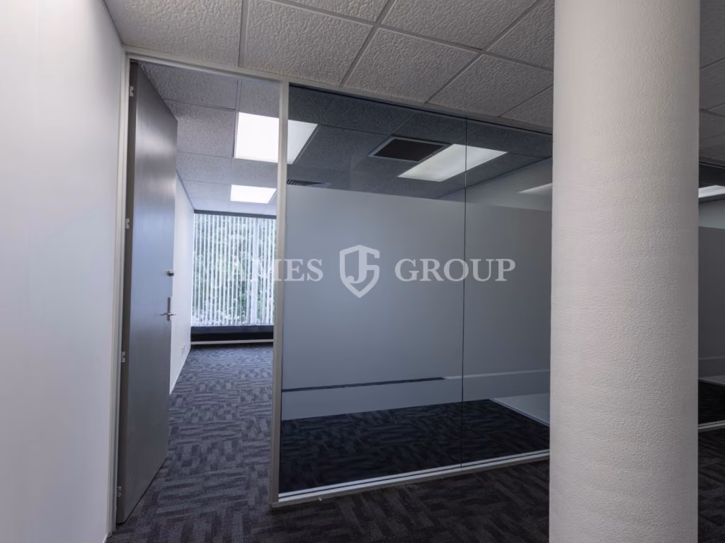 Prime 240m² Level 1 Office In Ellerslie
