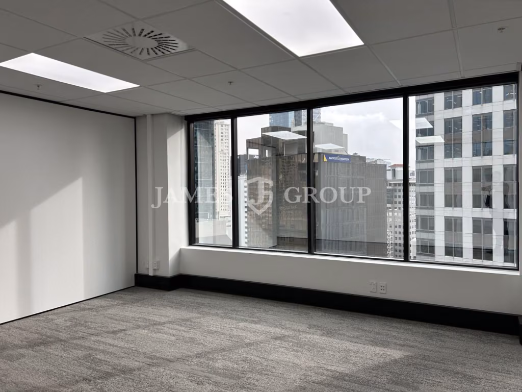 Smart North-facing Office – Shortland Centre
