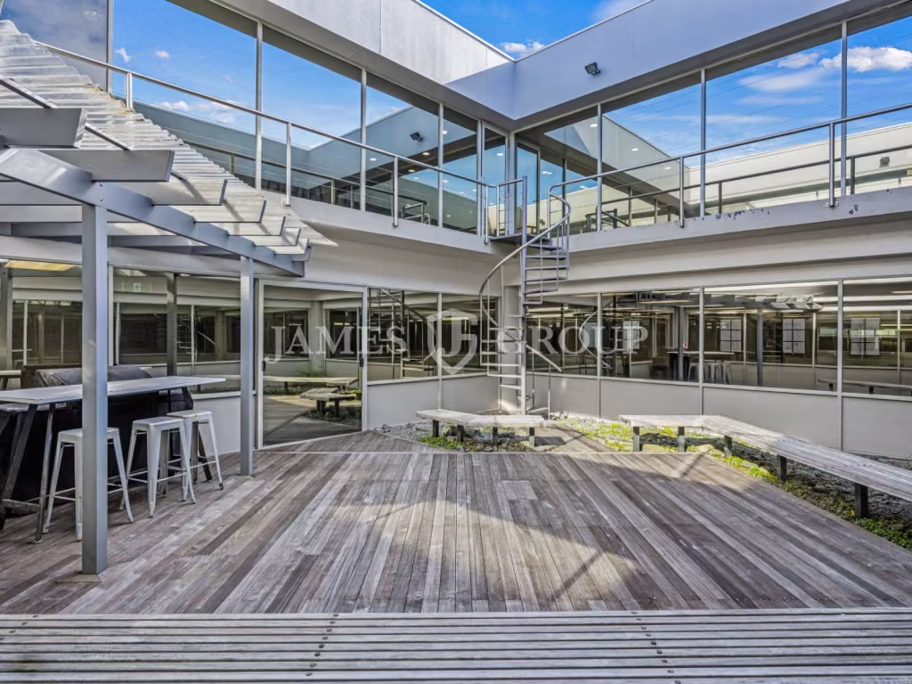 Prime Office Space + High Exposure | 959sqm