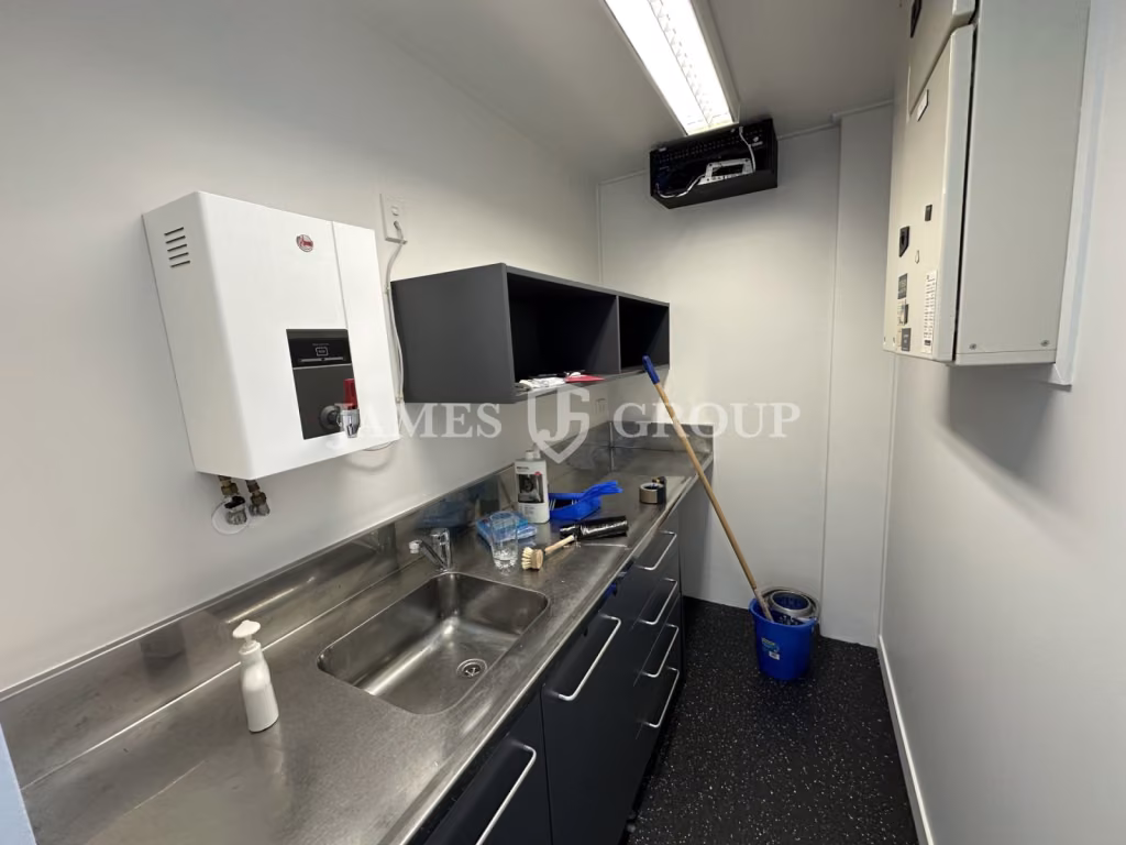 Tidy 112m² Ponsonby Office Available Now