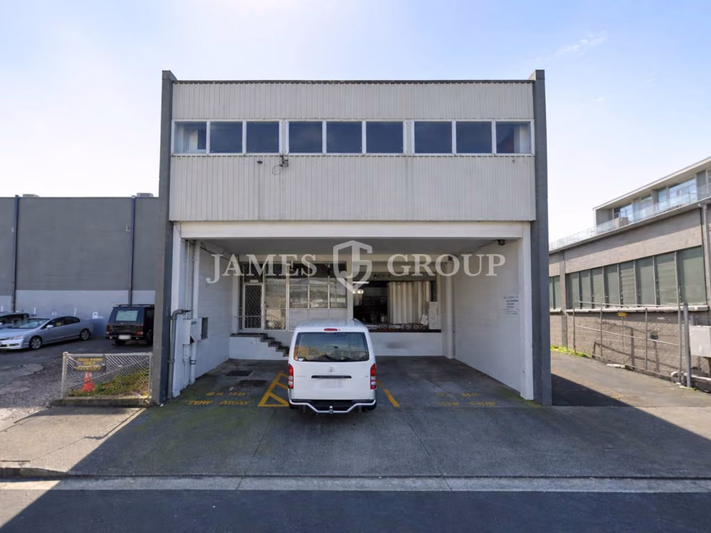 Standalone Warehouse & Office