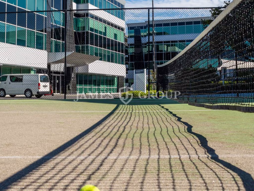 Ellerslie Office With Onsite Amenities & Parking