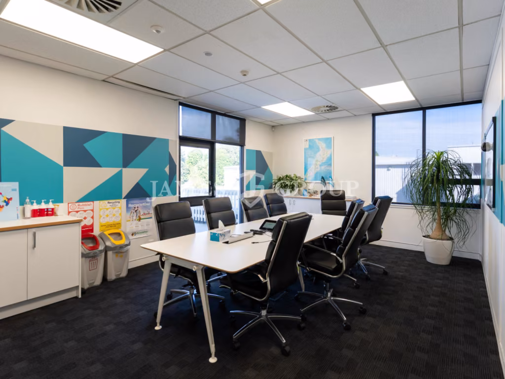 Industrial Hq | 1,147sqm Warehouse – 574sqm Office