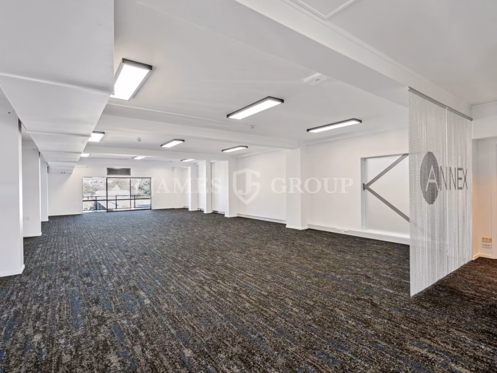 Central Ellerlise Office With Views