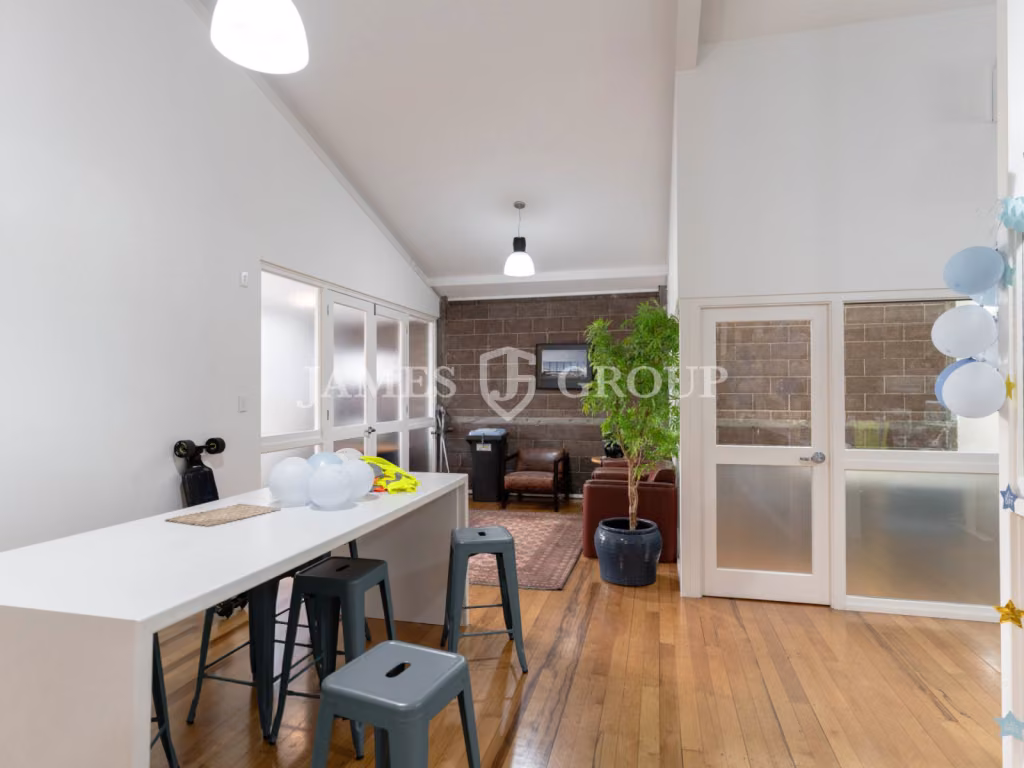 Stunning Eden Terrace Character Office