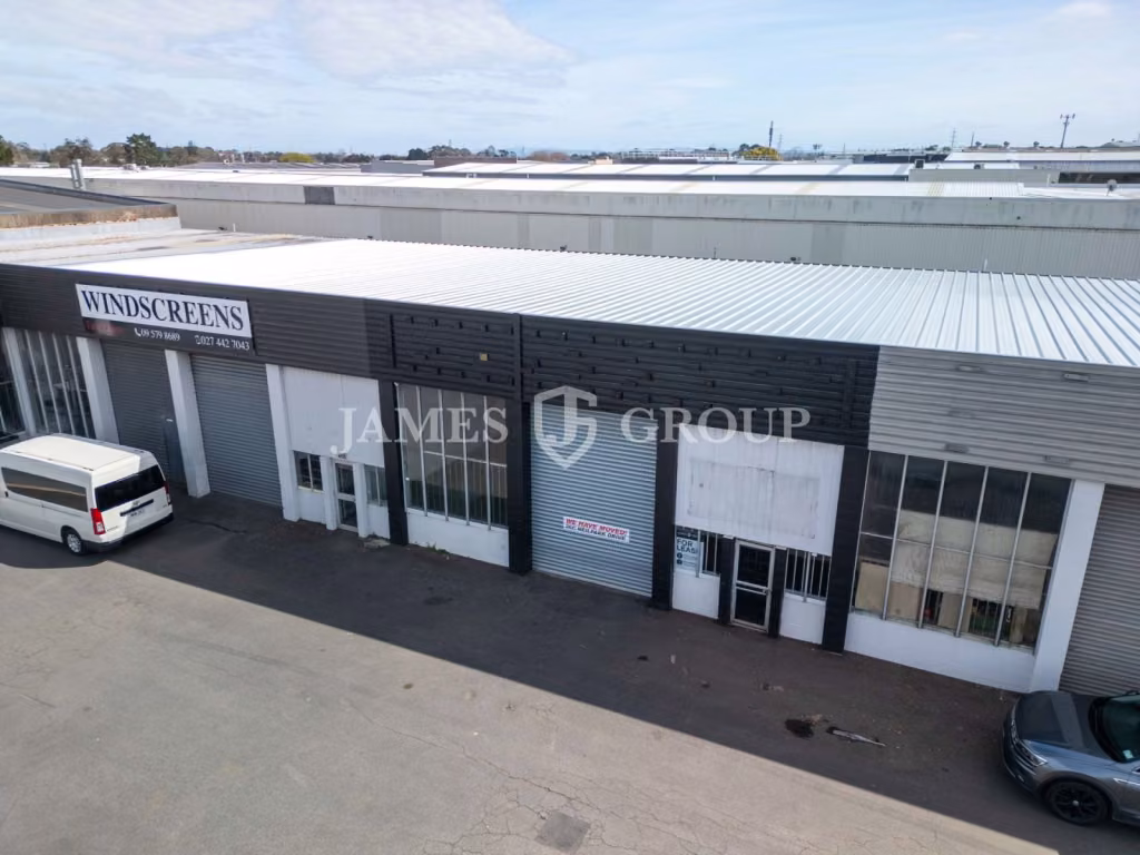 Practical 360m² Industrial Unit – East Tamaki