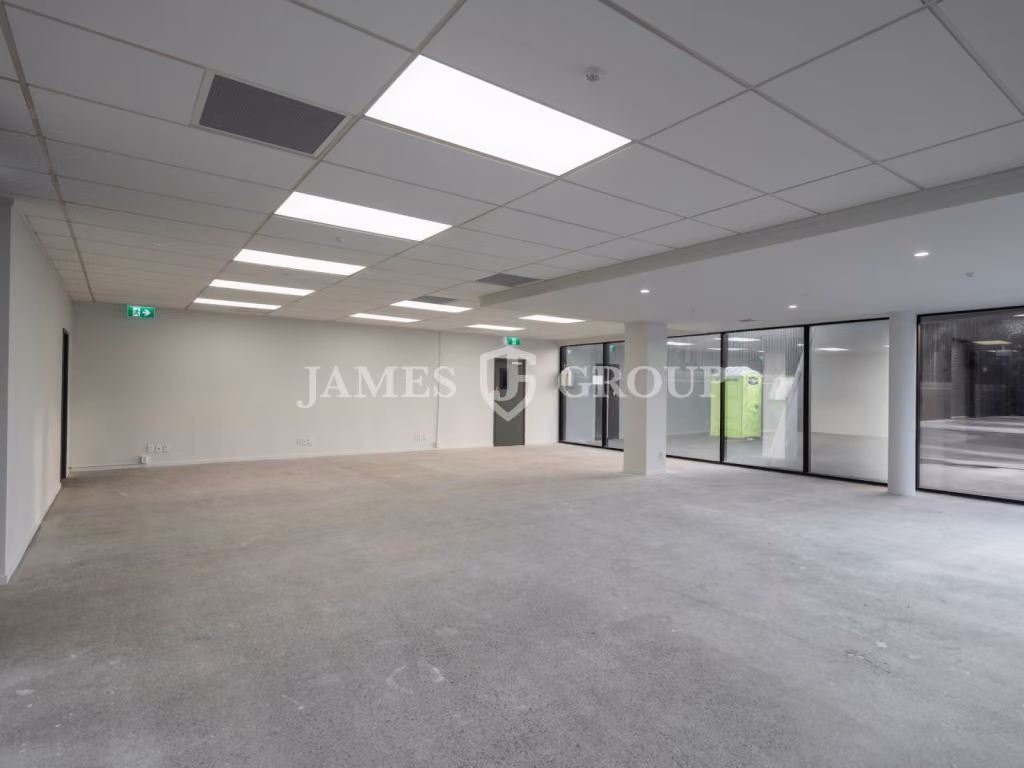 A-grade 1,601m² | Supreme Highway Visibility