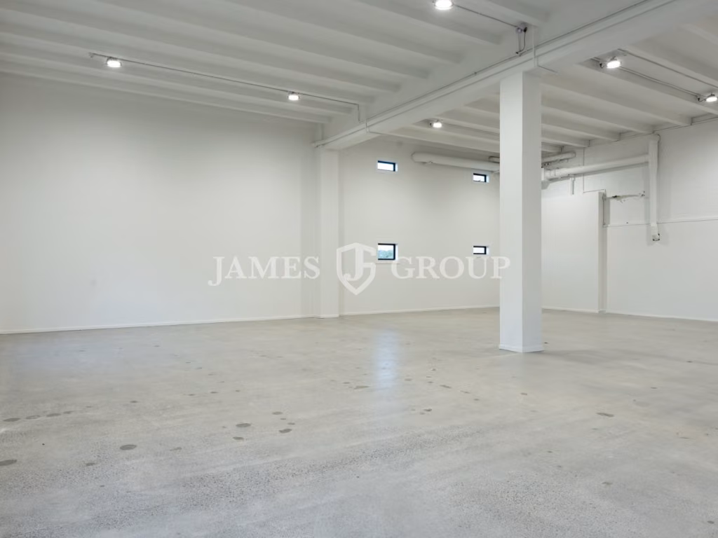 Prime City Fringe Warehouse + Showroom