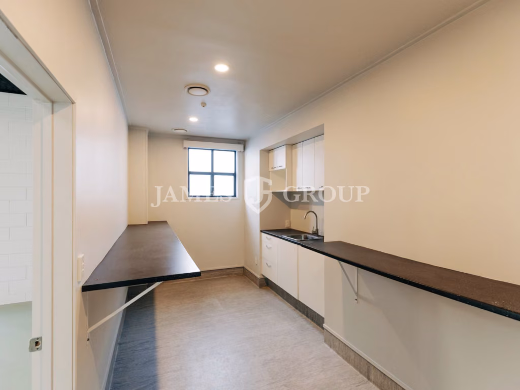 Office Or Warehouse Or High-end Showroom