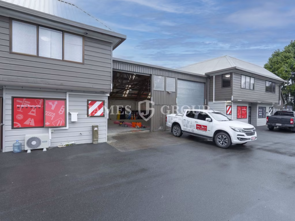 Secure Yard | High Stud | Papakura