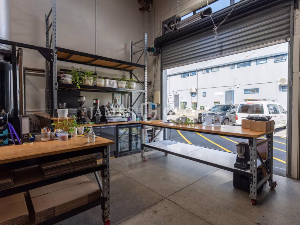 Rare Mount Eden Industrial Unit For Lease