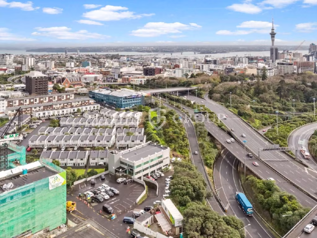 Affordable Top Floor With Views