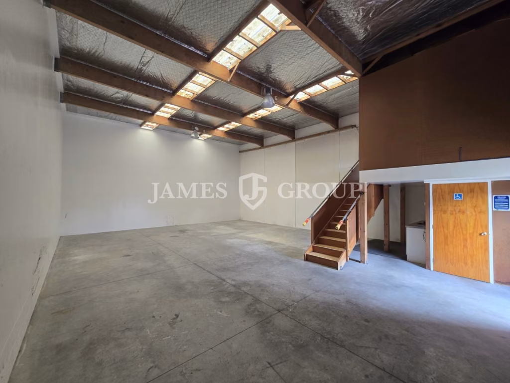 Secure 142m² Industrial Unit In East Tamaki