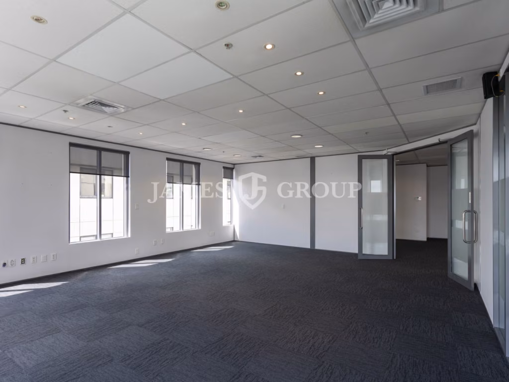 Mordern Broadway Office With Mutiple Meeting Rooms
