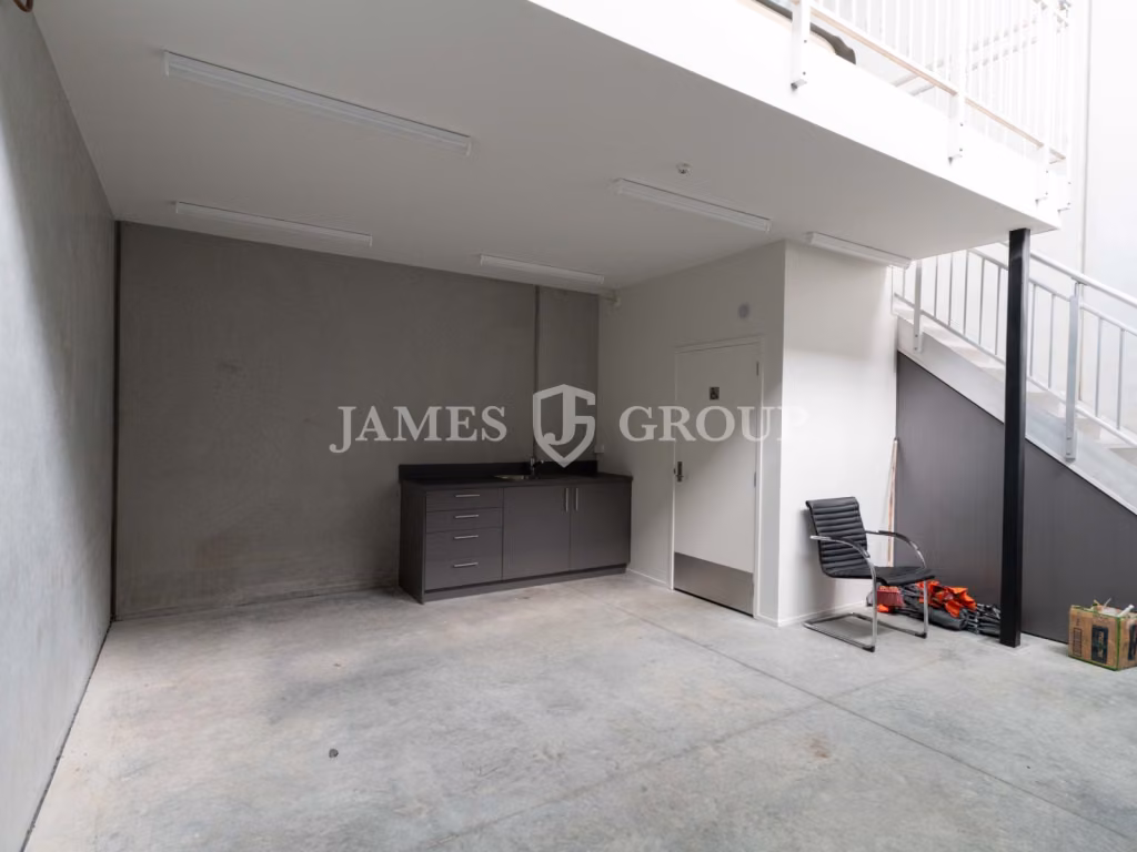 Minimalistic & Highly Functional | 65m²