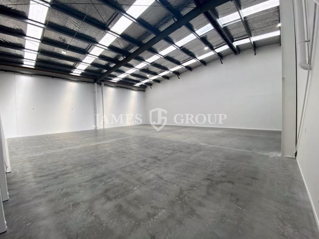 Refurbished & Ready | 465m² Penrose Warehouse