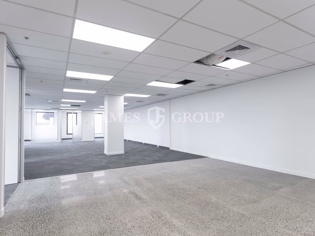High-quality Office With Excellent Natural Light