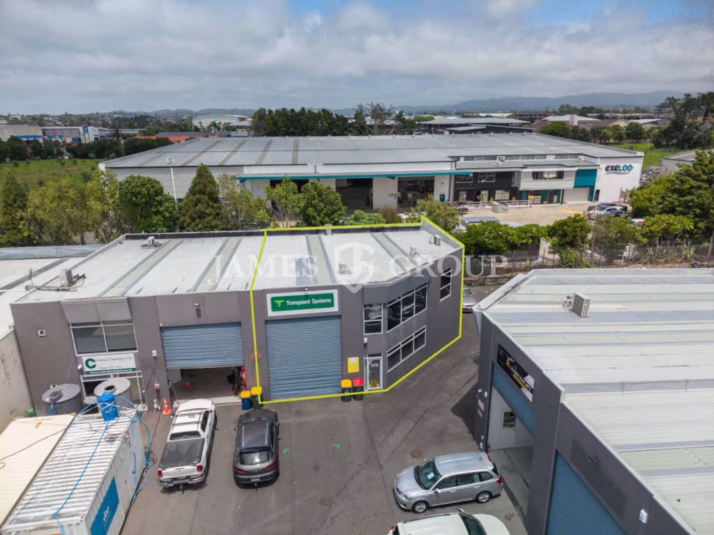 Tilt Slab Industrial Unit Henderson | 300m²
