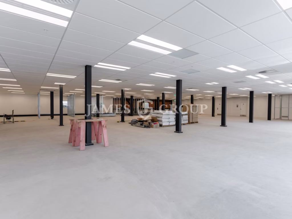 High Profile Character Office + Great Incentives