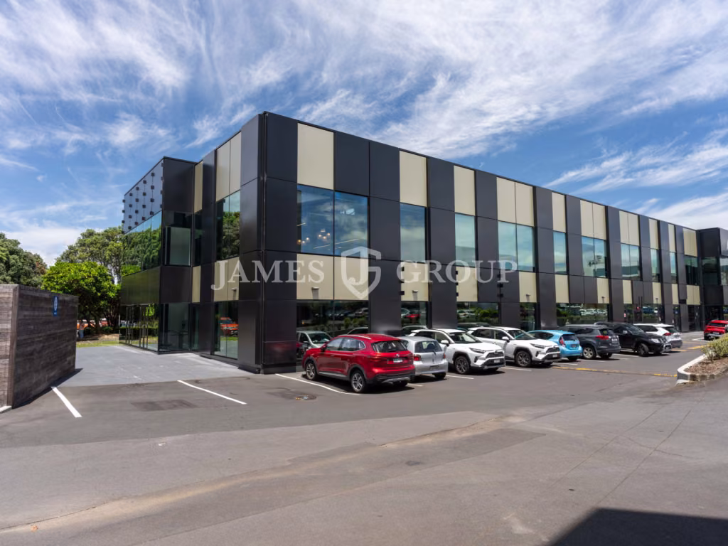 High Profile Character Office + Great Incentives