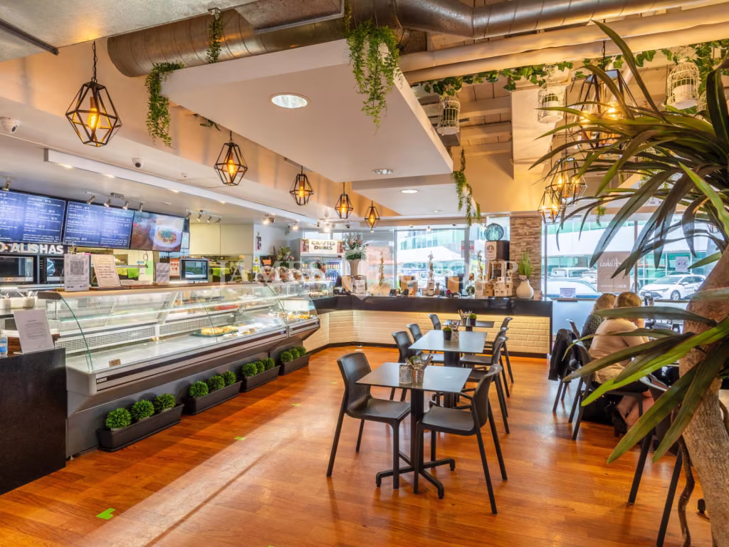 Ellerslie Office With Onsite Amenities & Parking