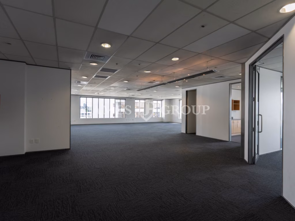 Mordern Broadway Office With Mutiple Meeting Rooms