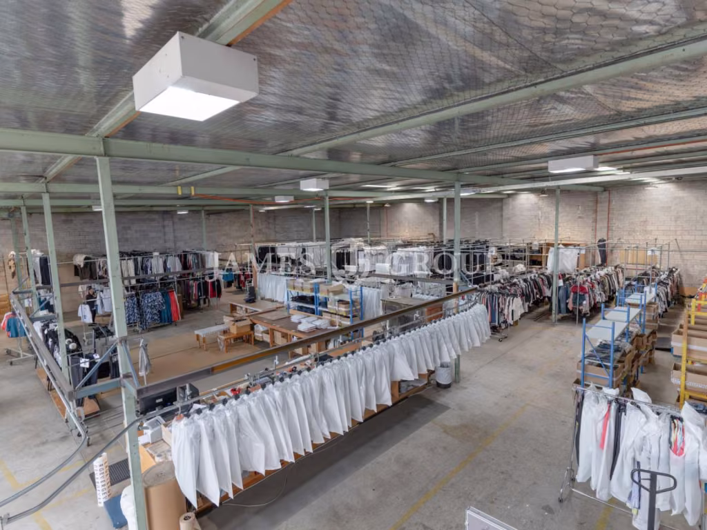 50 / 50 Warehouse & Office | 2 Mins From Motorway