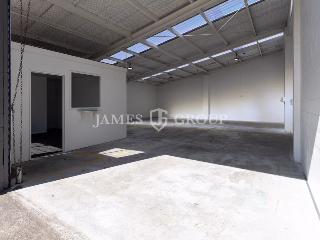 Refurbished Warehouse | Dual Access & Secure Yard