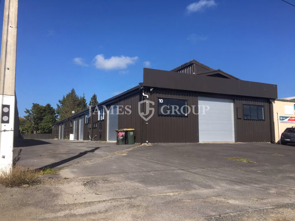 Affordable 122m² Industrial Unit