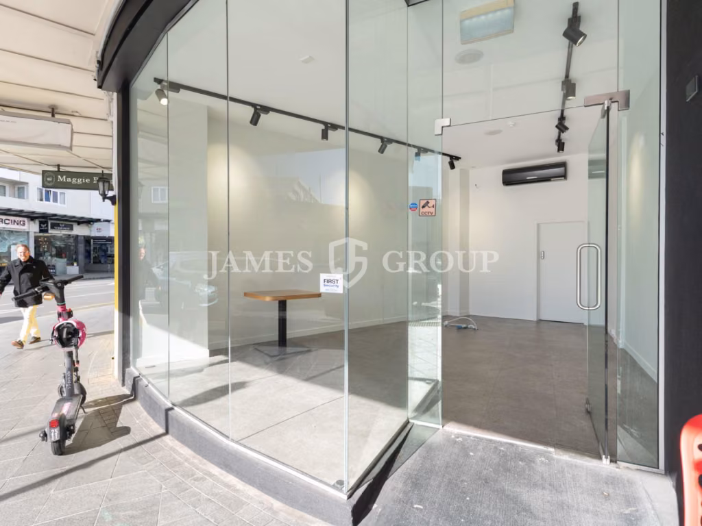 High Profile Newmarket Corner Retail | 41m²
