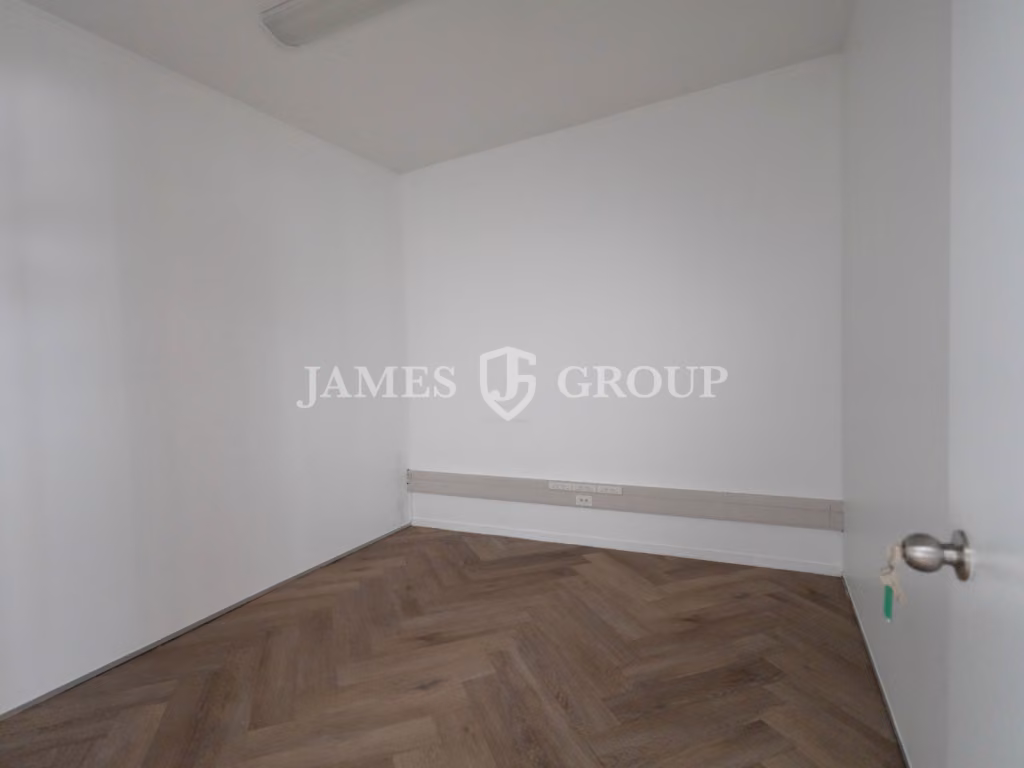 Versatile Parnell Office