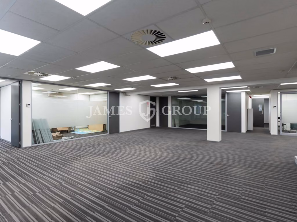 Highly Visible Office Opportunity In Epsom