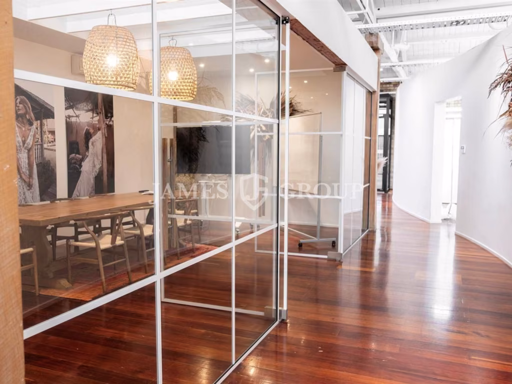 Stunning Top Floor Parnell Office