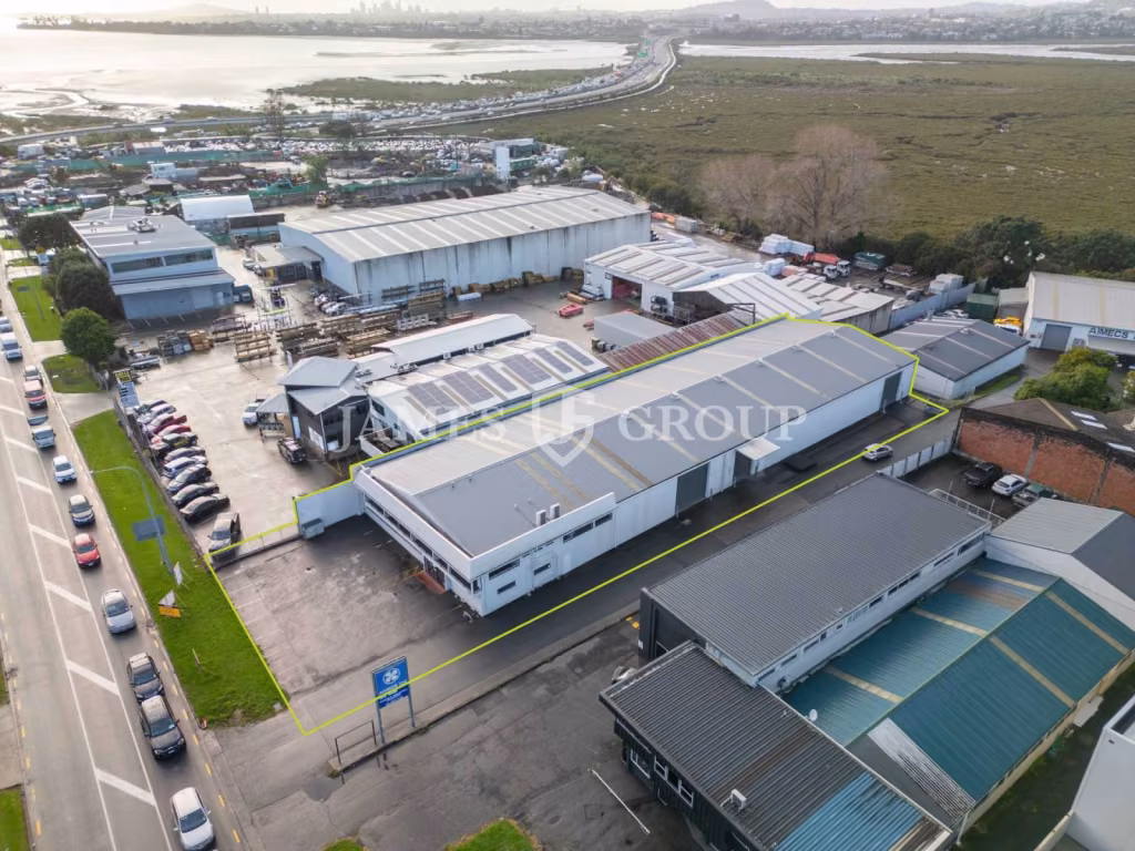 Prime Motorway Access W Massive Power | 1,640m²