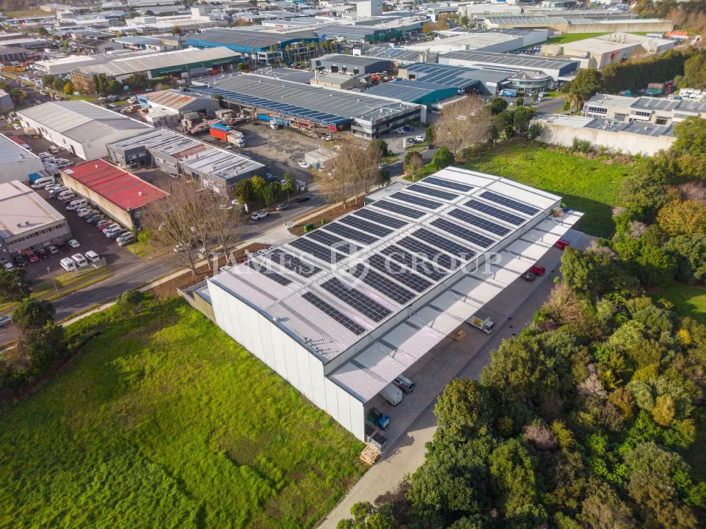 Brand New High-stud Unit – Drive-through Access