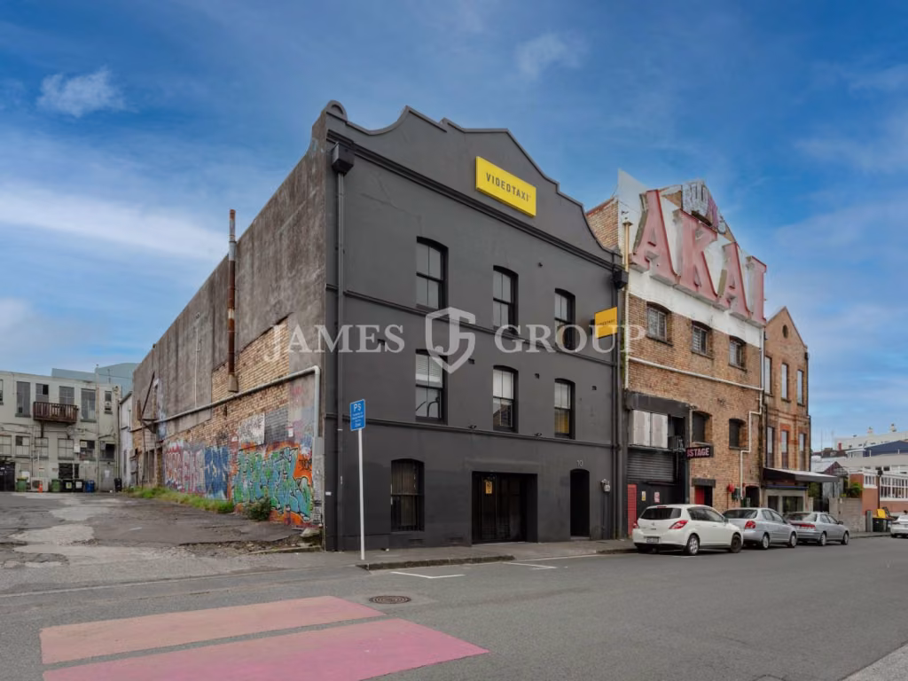 127m² Eden Terrace Character Office