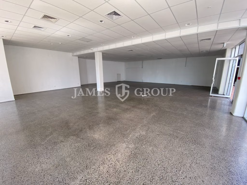 Main Road Showroom ~ Eden Terrace