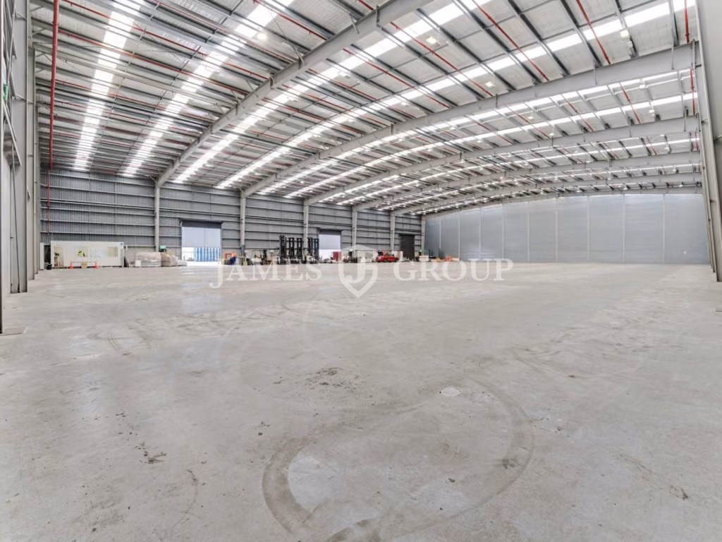 High Stud Airport Oaks Industrial Opportunity