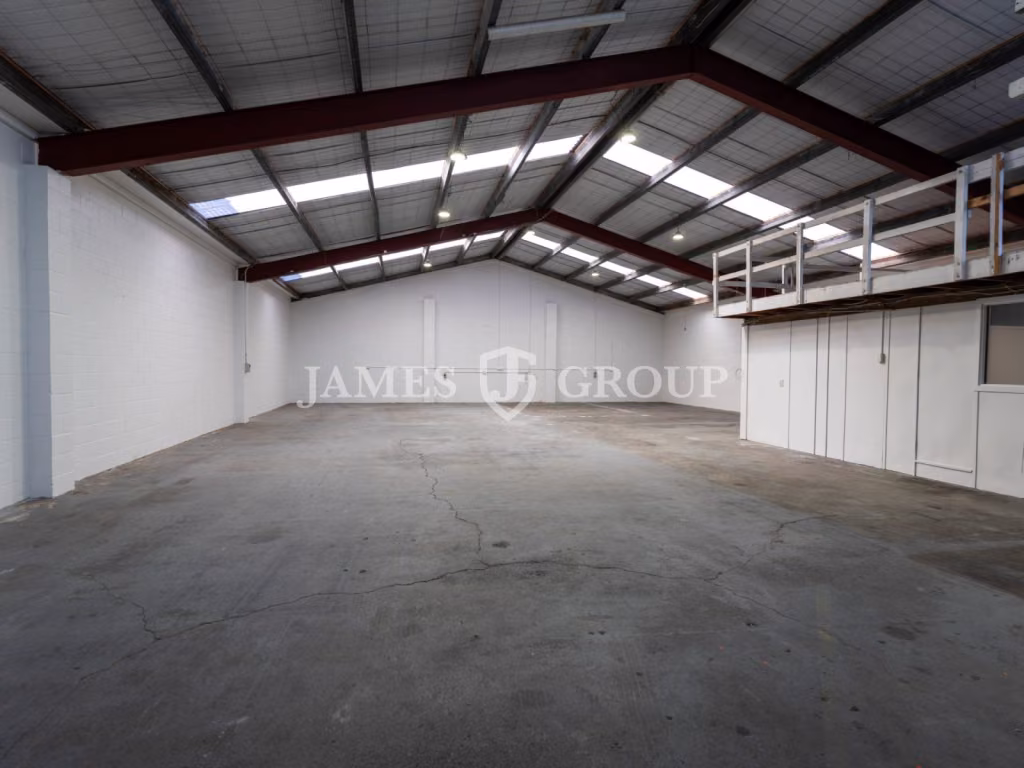 Onehunga Industrial | 270m² Warehouse