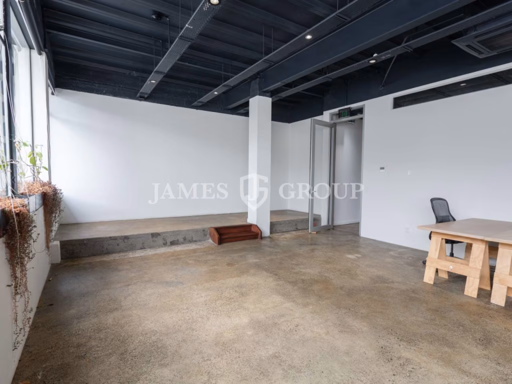 111m² Boutique Character Office On K Road