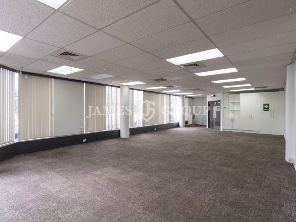 Open-plan Office | Natural Light & Flexible Layout
