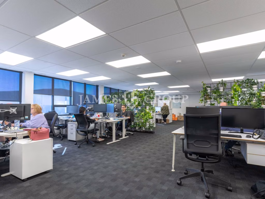 Industrial Hq | 1,147sqm Warehouse – 574sqm Office