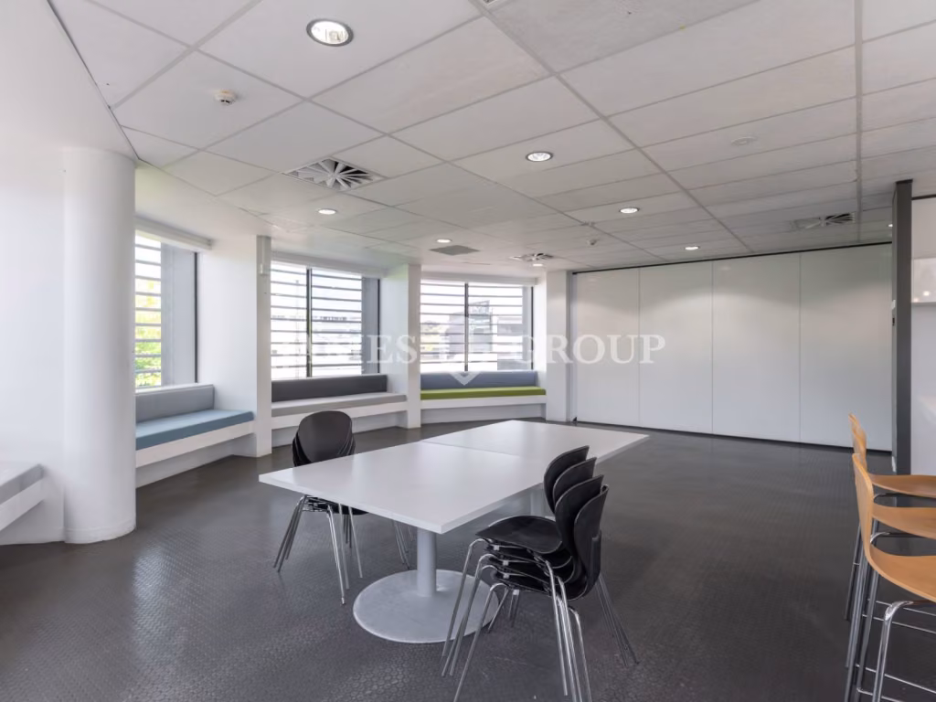 Ideal Newmarket Location – 691m² Office