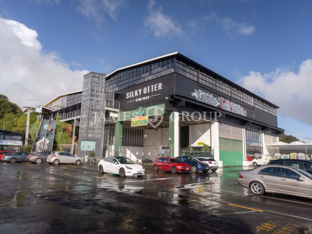 Tucked-away Boutique Retail In Remuera