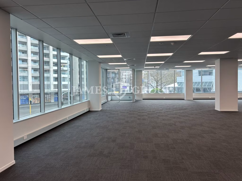 Modern Office With Café, Childcare & Harbour Views