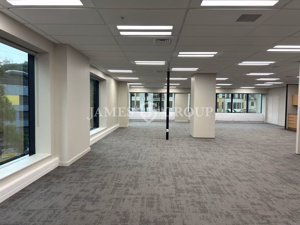 Modern Corner Office – Shortland Street